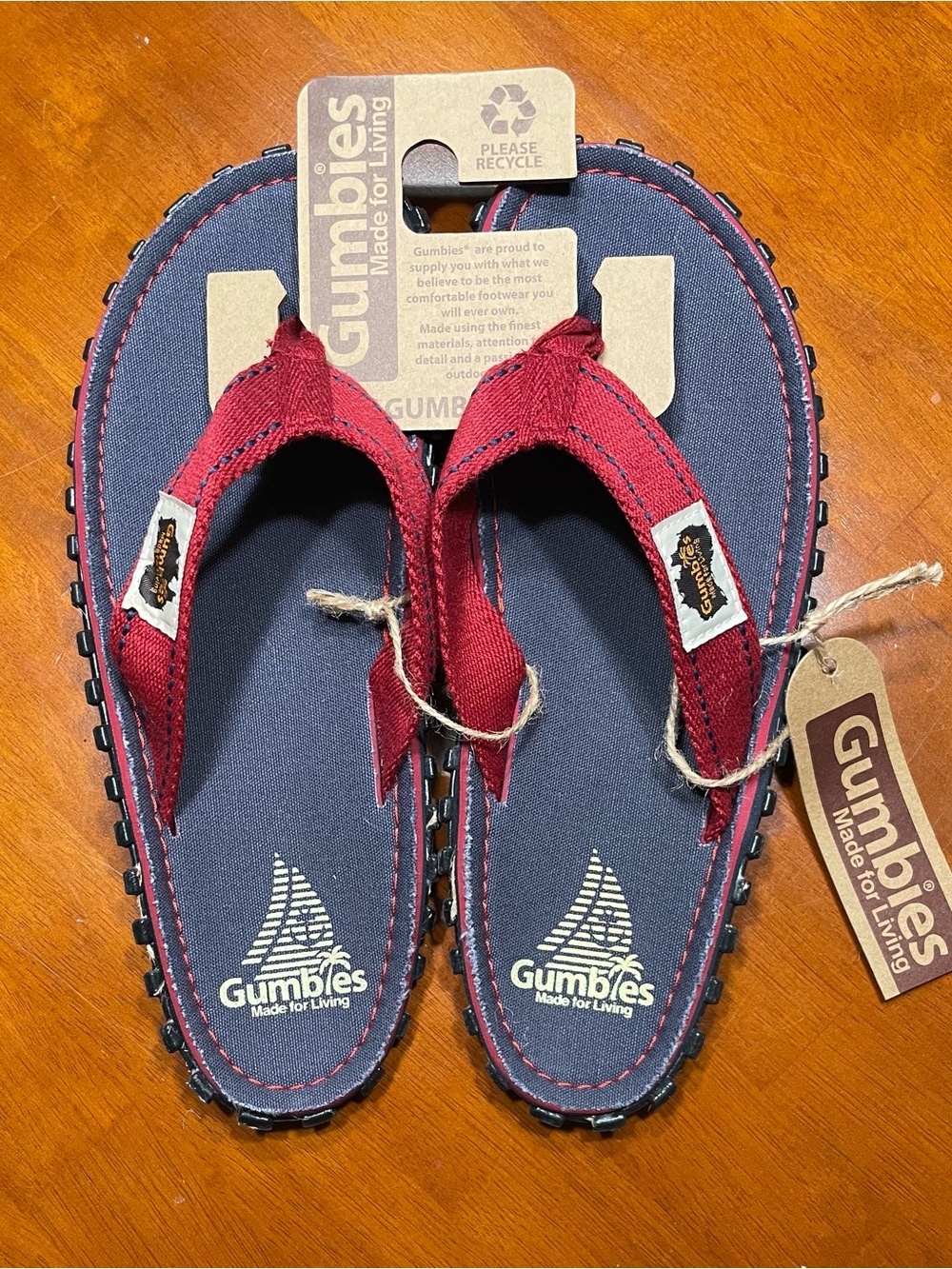 Men's Gumbies Islander Canvas Flip-Flop Sandals - Red & Navy Blue